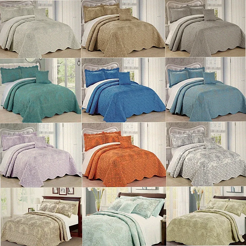 Damask 4 Piece Bedspread Set Scalloped Edge Reversible Coverlet Bedding Set