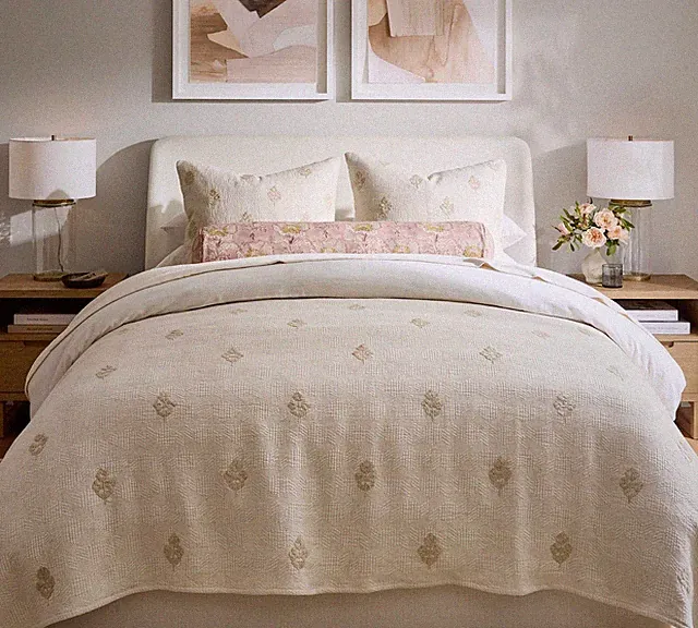 Natalie Embroidered Coverlet Flax/Neutral,Full/Queen